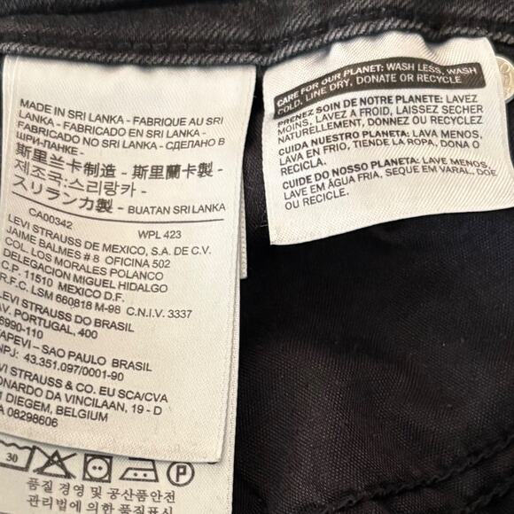 Levi’s Black Jeans - Style 721 High Rise Skinny - 27 Waist 30 Inseam - Picture 4 of 9